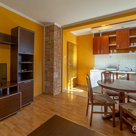 Apartments Andric คาลูแยร์สแก บาเร ภายนอก รูปภาพ