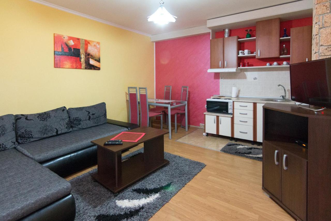 Apartments Andric คาลูแยร์สแก บาเร ภายนอก รูปภาพ