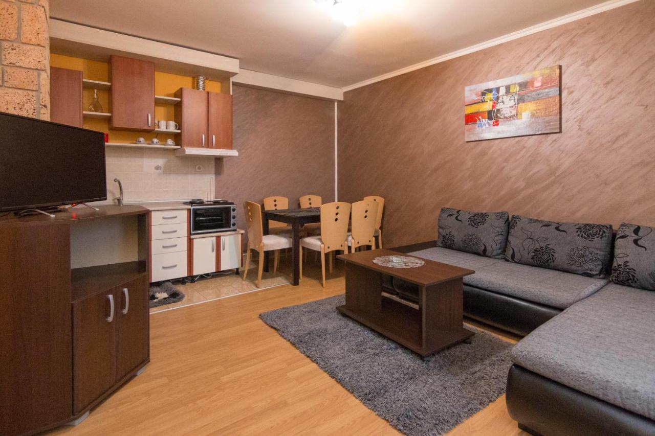 Apartments Andric คาลูแยร์สแก บาเร ภายนอก รูปภาพ